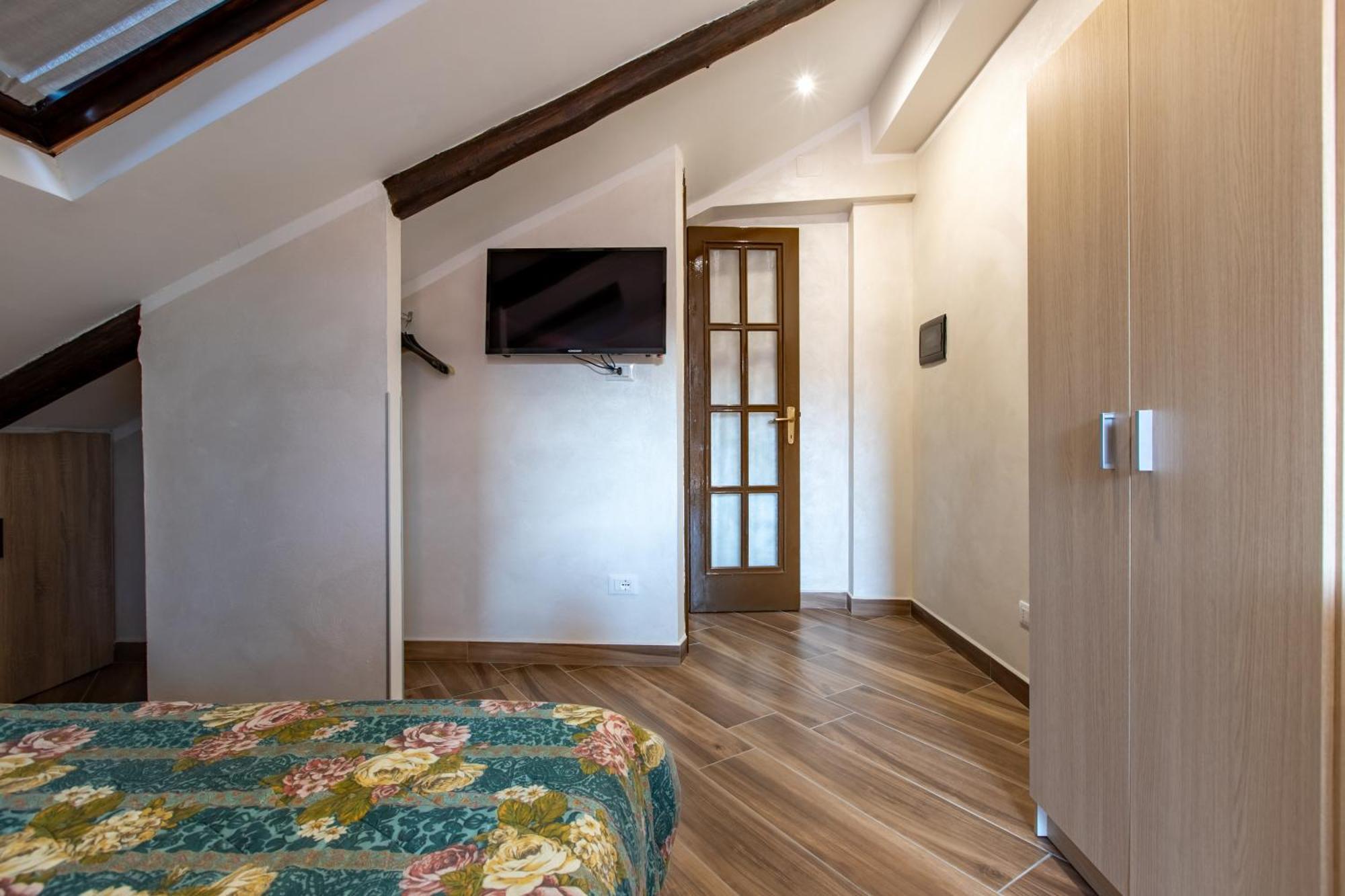 Attico Grand Terrace Apartment Alba  Exterior foto